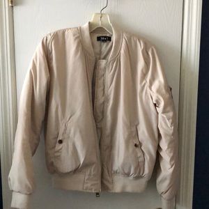 Cute bomber style puffy coat